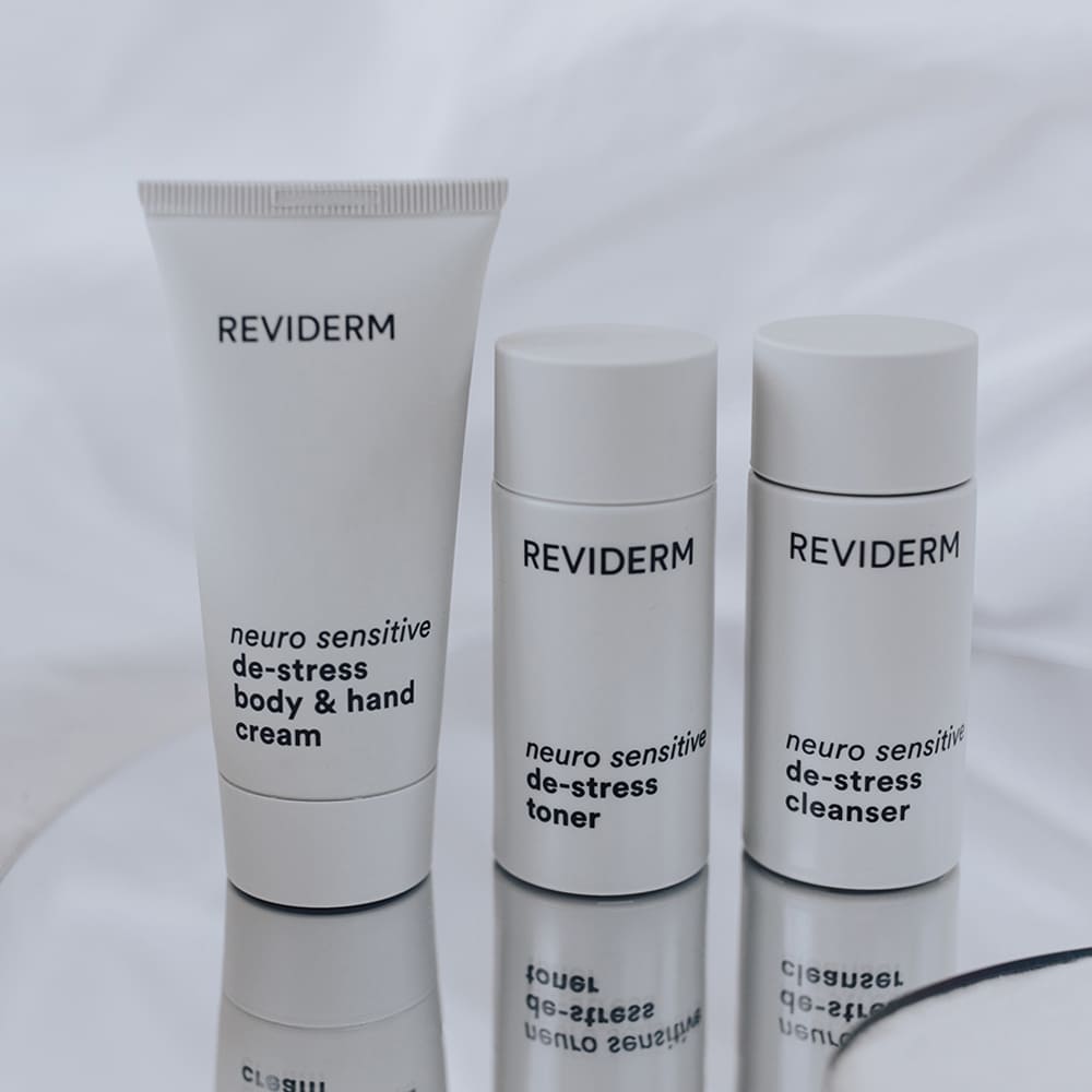 Застосування De-stress Cleanser (Mini) REVIDERM.ua