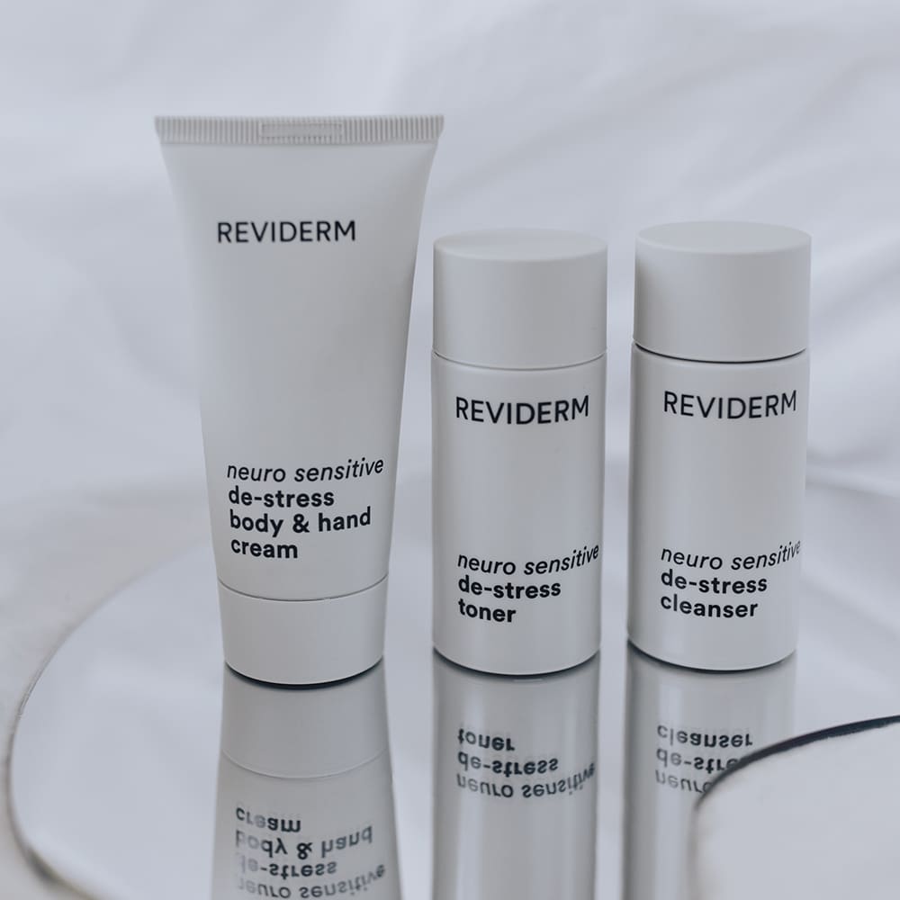 Застосування De-stress Toner (Mini) REVIDERM.ua
