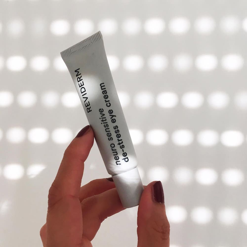 Застосування De-Stress Eye Cream REVIDERM.ua
