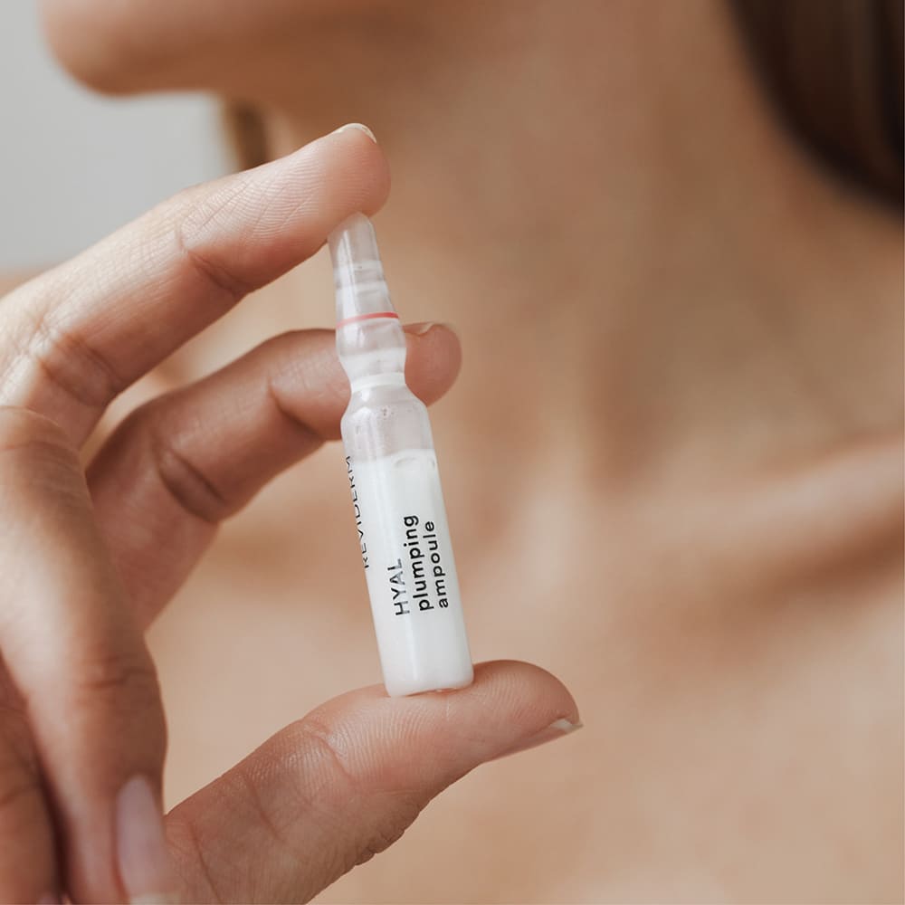 Застосування HYAL Plumping Ampoule REVIDERM.ua